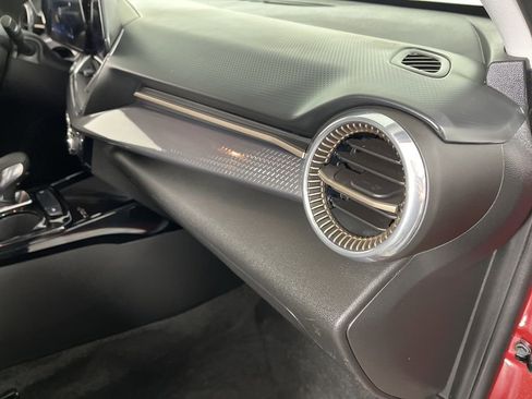 Certified 2024 Chevrolet Trax ACTIV w/ Sunroof Package image 23