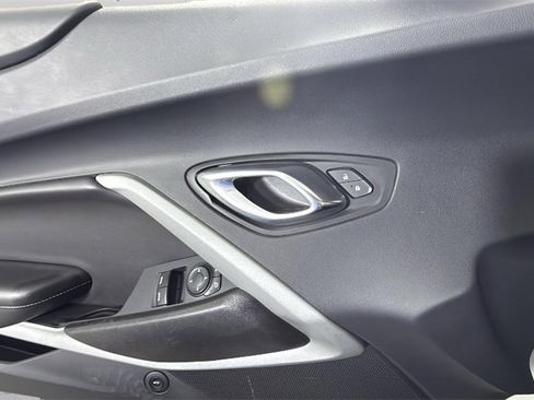 Used 2022 Chevrolet Camaro LT image 24
