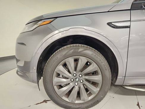 Used 2025 Land Rover Discovery Sport S image 11
