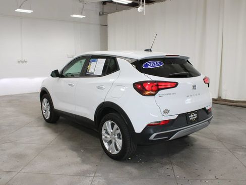 Used 2025 Buick Encore GX Preferred AWD/4WD image 7