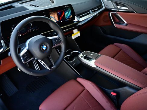 New 2026 BMW X2 xDrive28i w/ Technology Package image 12