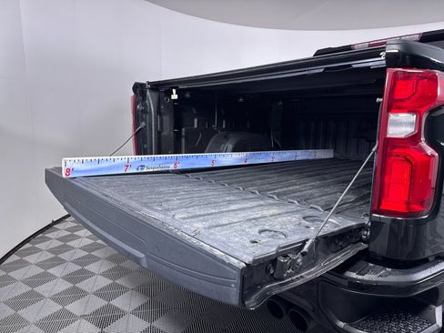 Used 2021 Chevrolet Silverado 1500 LT Trail Boss AWD/4WD image 6