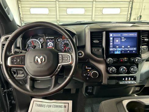 Used 2025 RAM 1500 Tradesman w/ Night Edition AWD/4WD image 9