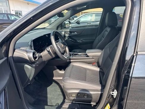 Certified 2025 Chevrolet Equinox LT w/ Convenience Package II AWD/4WD image 13