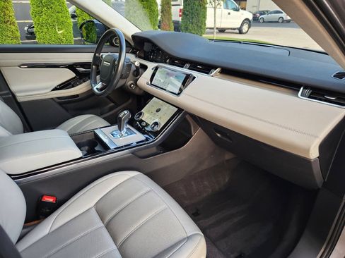 Used 2020 Land Rover Range Rover Evoque S AWD/4WD image 8