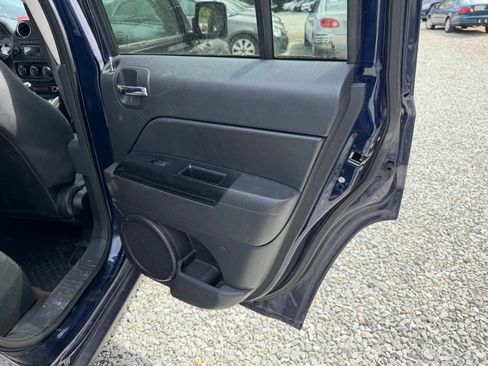 Used 2016 Jeep Patriot Sport w/ Power Value Group FWD image 12