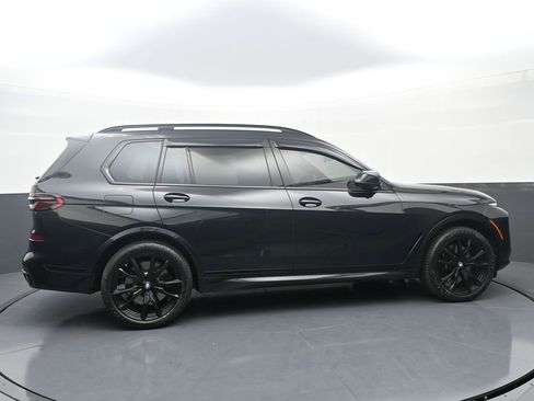Used 2025 BMW X7 M60i AWD/4WD image 8