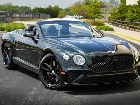 Used 2022 Bentley Continental GT AWD/4WD image 1