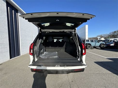 New 2026 Ford Expedition Max Platinum w/ Stealth Performance Package image 21