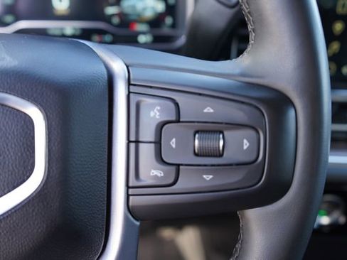 Used 2024 GMC Sierra 1500 Elevation image 18