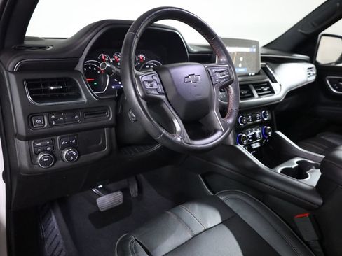 Used 2021 Chevrolet Tahoe RST w/ Luxury Package AWD/4WD image 39