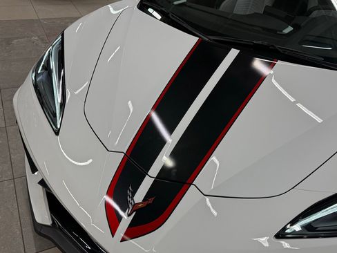 Used 2024 Chevrolet Corvette Stingray Premium Conv w/ Z51 Performance Package image 11