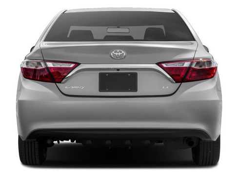 Used 2017 Toyota Camry SE FWD image 5