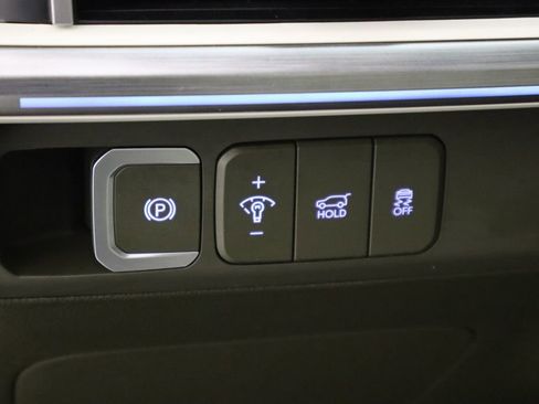 Used 2025 Hyundai Santa Fe Calligraphy AWD/4WD image 23