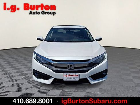 Used 2017 Honda Civic Touring image 2