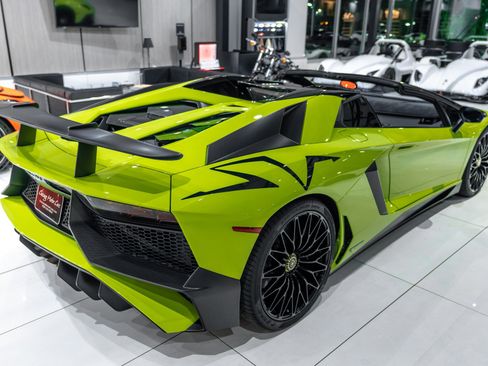 Used 2016 Lamborghini Aventador LP 750-4 Superveloce AWD/4WD image 58