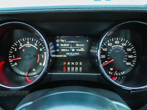 Used 2017 Ford Mustang GT RWD image 22