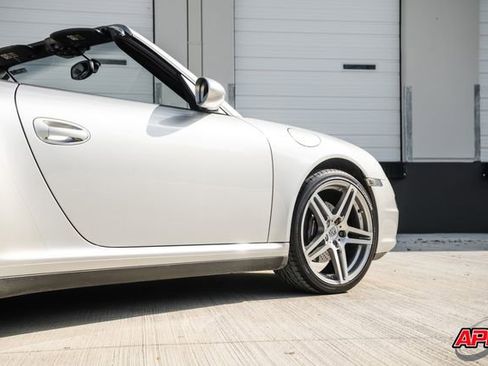 Used 2006 Porsche 911 Carrera 4 image 25