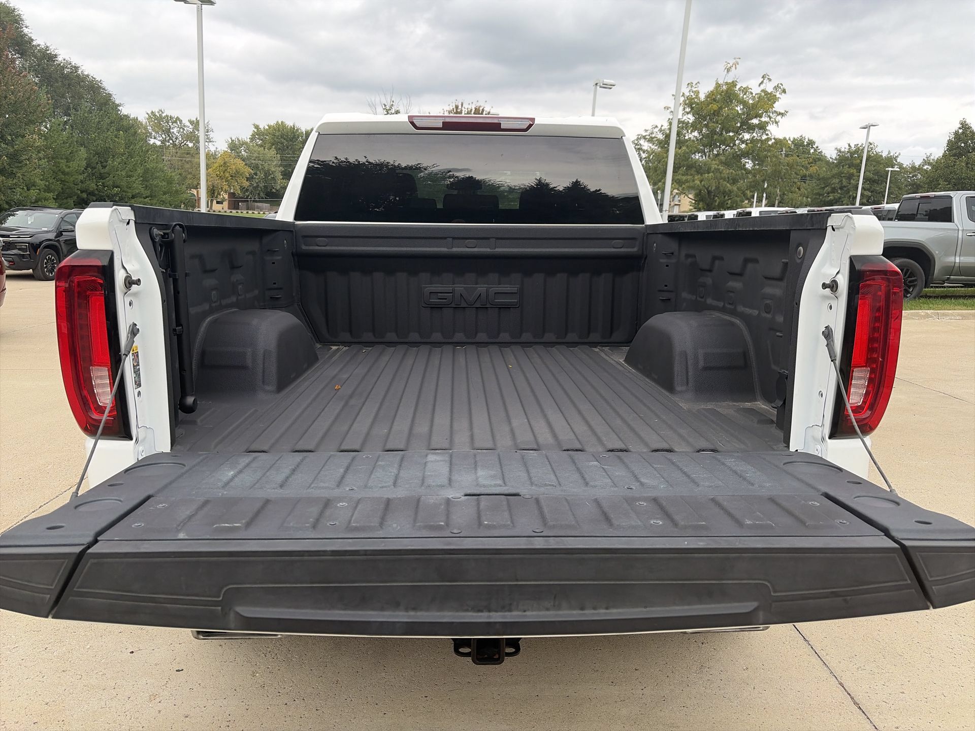 Used 2025 GMC Sierra 1500 AT4 AWD/4WD image 28