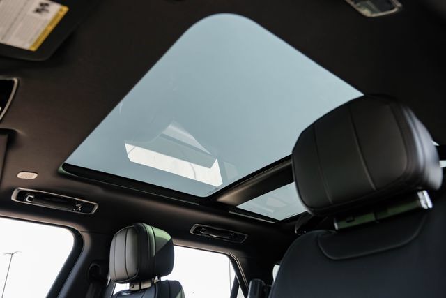 New 2026 Land Rover Range Rover Sport Dynamic SE AWD/4WD image 5