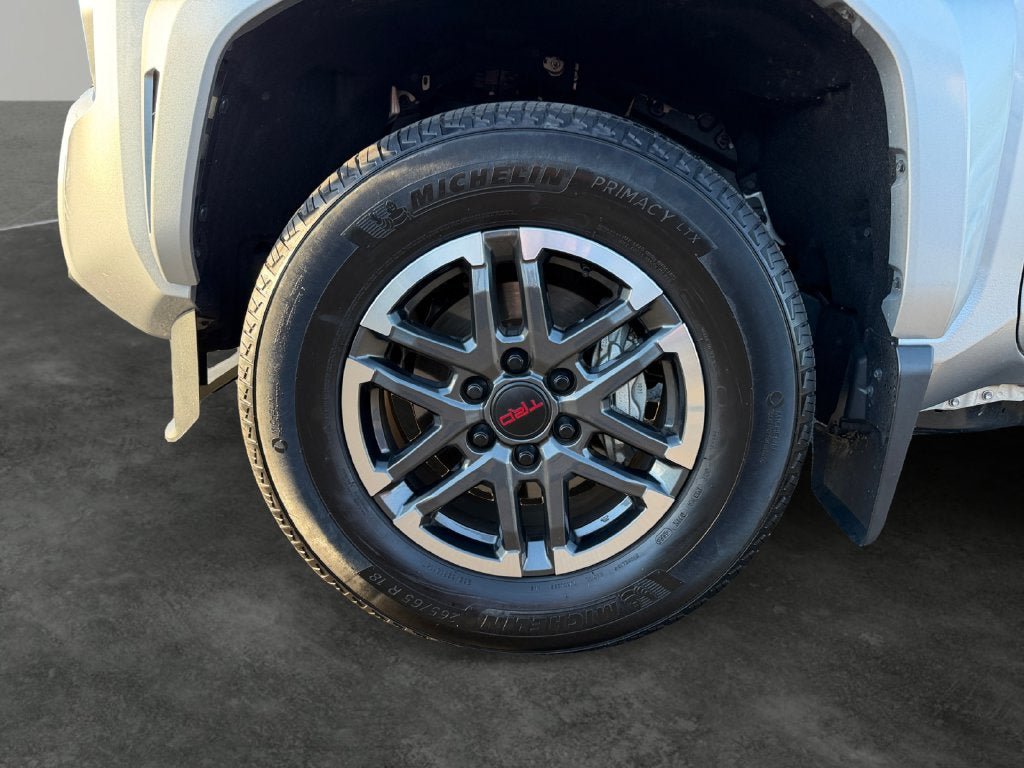 Used 2026 Toyota Tacoma TRD Sport AWD/4WD image 4