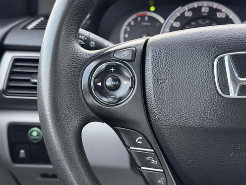 Used 2014 Honda Accord LX image 25