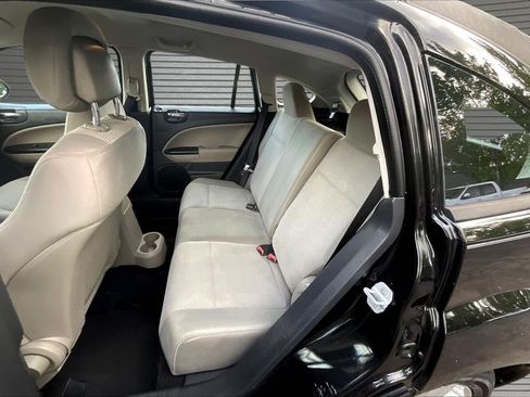 Used 2010 Dodge Caliber Mainstreet FWD image 21