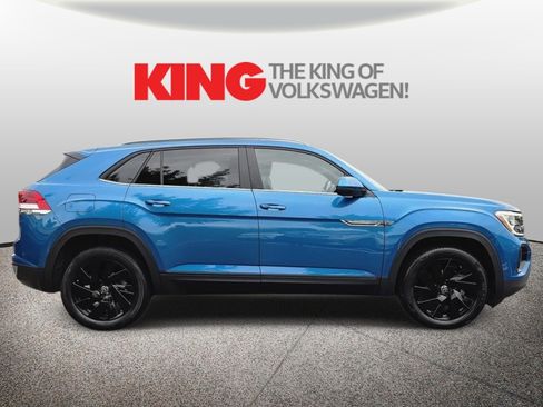 Certified 2024 Volkswagen Atlas Cross Sport SE w/ Black Wheel Package AWD/4WD image 2