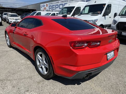 Used 2021 Chevrolet Camaro LT RWD image 11