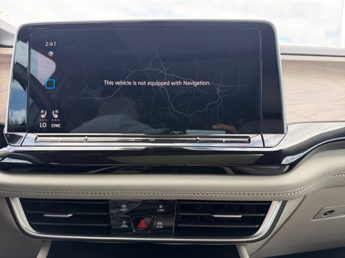 Used 2024 Volkswagen Atlas SE w/ Panoramic Sunroof Package image 28