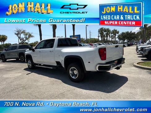 Used 2025 Chevrolet Silverado 3500 LTZ w/ LTZ Convenience Package AWD/4WD image 6