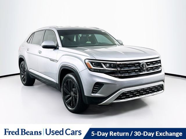 Used 2023 Volkswagen Atlas Cross Sport SE w/ Black Wheel Package AWD/4WD image 1