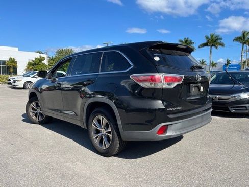 Used 2014 Toyota Highlander Plus image 3