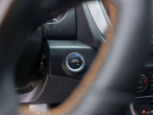Used 2023 GMC Terrain AT4 AWD/4WD image 22