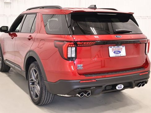 New 2026 Ford Explorer ST image 6