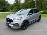 Used 2024 Ford Edge SE w/ Black Appearance Package image 2