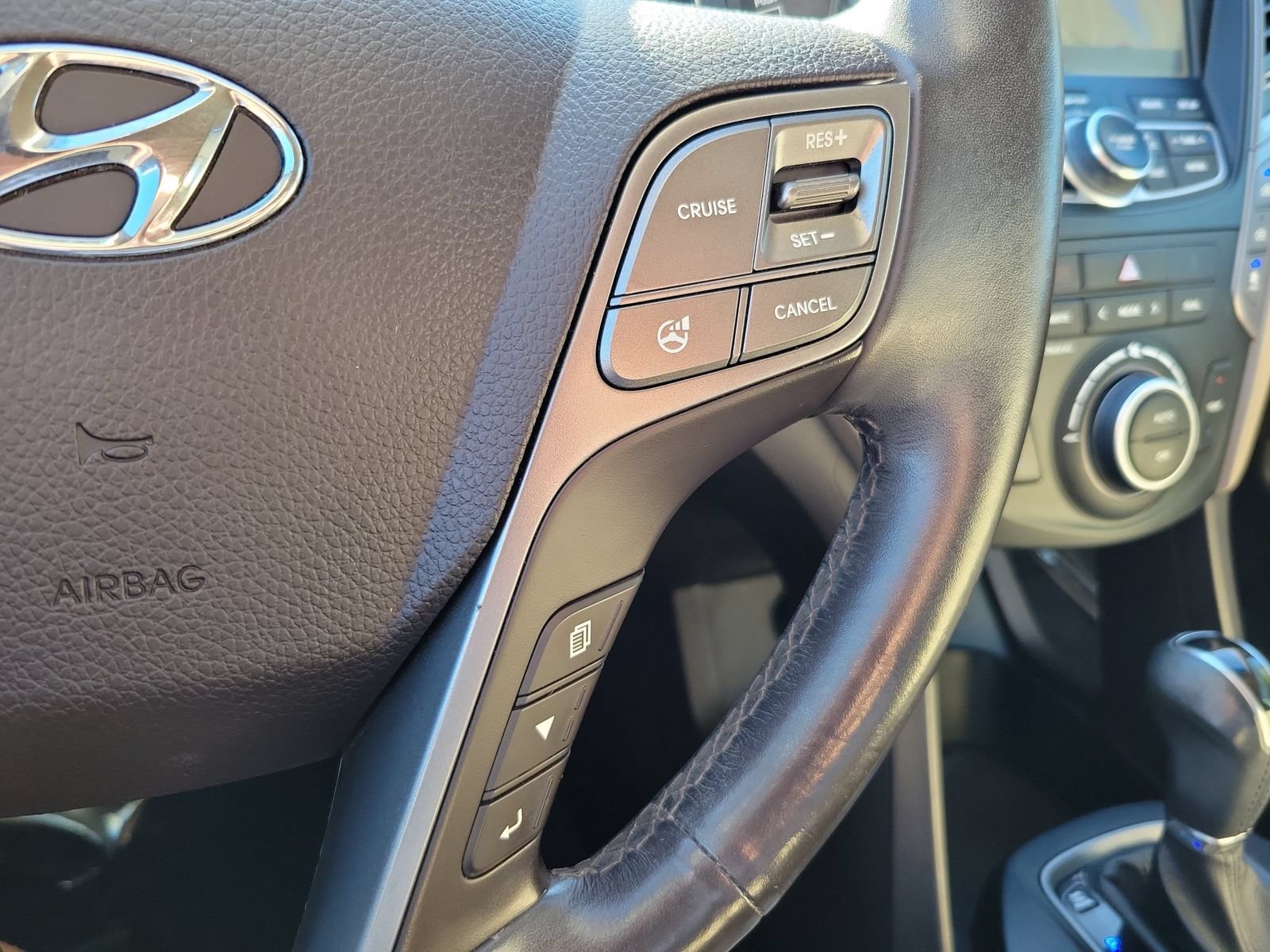Used 2016 Hyundai Santa Fe Limited w/ Option Group 04 AWD/4WD image 26