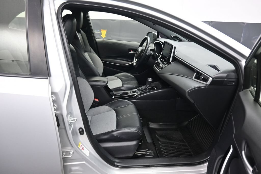 Used 2019 Toyota Corolla XSE FWD image 41