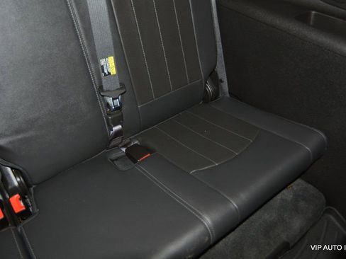 Used 2016 GMC Acadia Denali AWD/4WD image 32