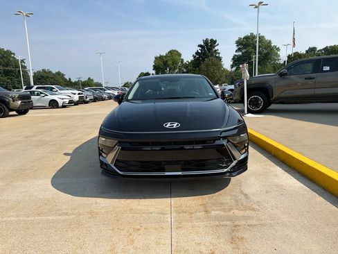 Used 2024 Hyundai Sonata SEL FWD image 3