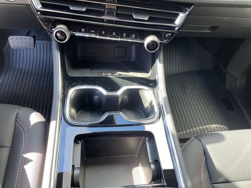 New 2026 Chevrolet Traverse Z71 w/ Enhanced Driving Package image 27