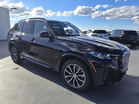 New 2026 BMW X5 xDrive40i w/ M Sport Package image 13