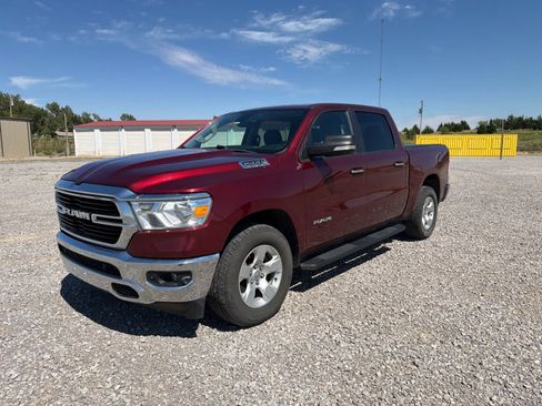 Used 2020 RAM 1500 Big Horn AWD/4WD image 2
