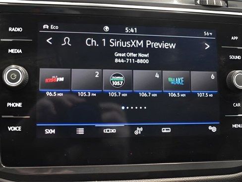 Used 2022 Volkswagen Tiguan SE image 20