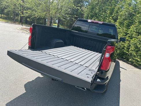 Certified 2023 Chevrolet Silverado 1500 High Country w/ Z71 Off-Road Package AWD/4WD image 27