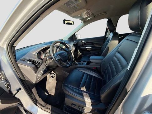 Used 2018 Ford Escape SEL image 21