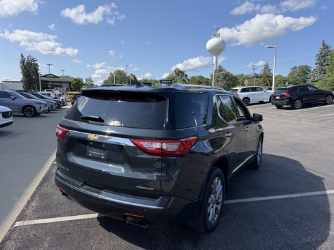 Used 2021 Chevrolet Traverse Premier w/ LPO, Floor Liner Package AWD/4WD image 4