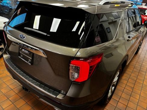 Used 2021 Ford Explorer Limited w/ Class III Trailer Tow Package image 10