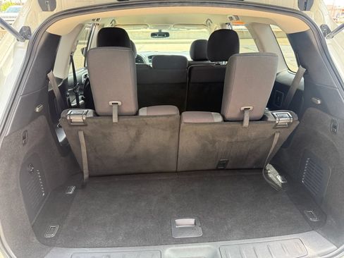 Used 2020 Nissan Pathfinder SV AWD/4WD image 7