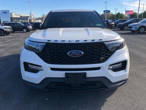 Used 2022 Ford Explorer ST w/ Equipment Group 401A image 8